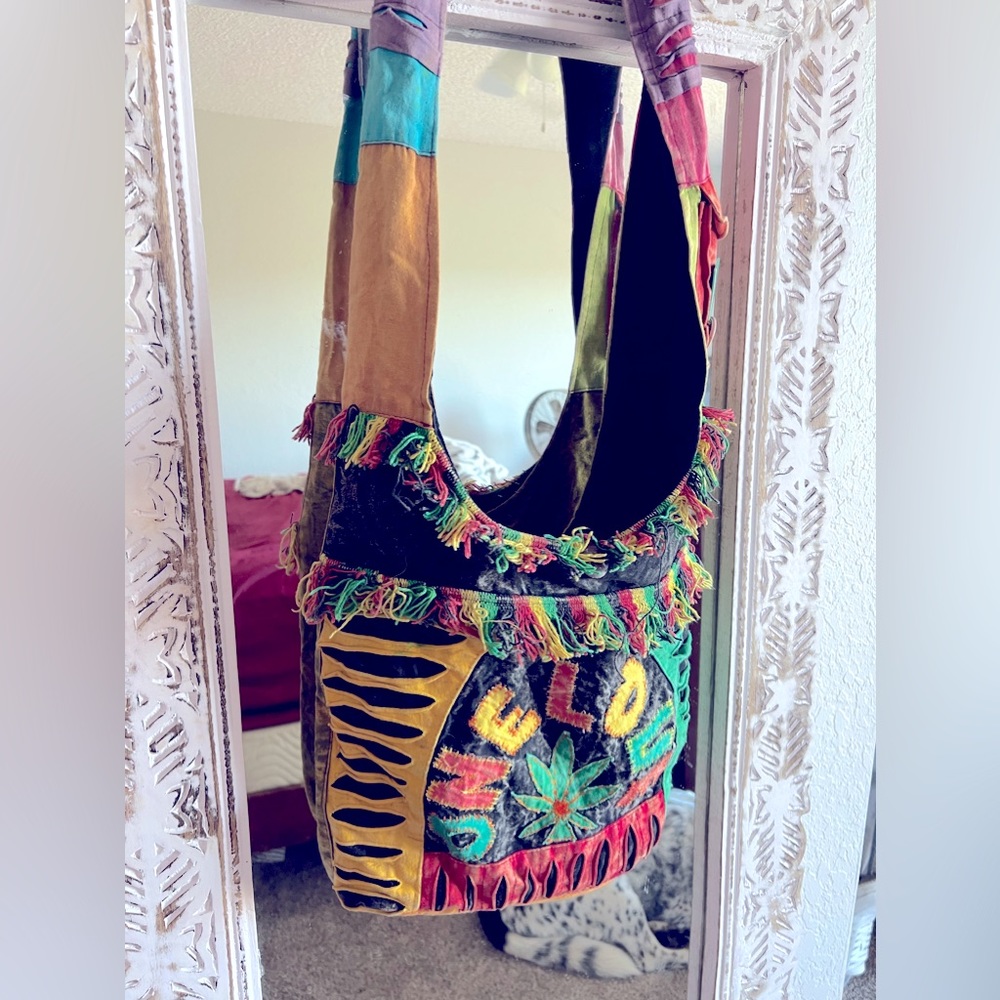 One love hippie bag, zips up